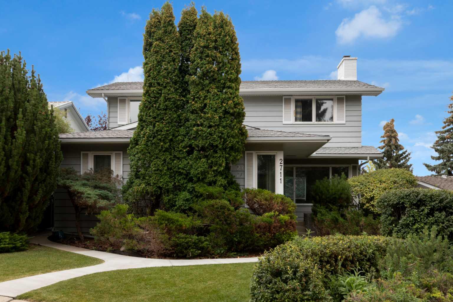 2711 Crawford Rd NW, Calgary, AB T2L 1C9