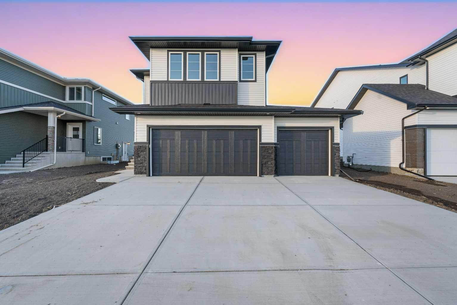 134 Northern Lights Cres, Langdon, AB T0J 1X2