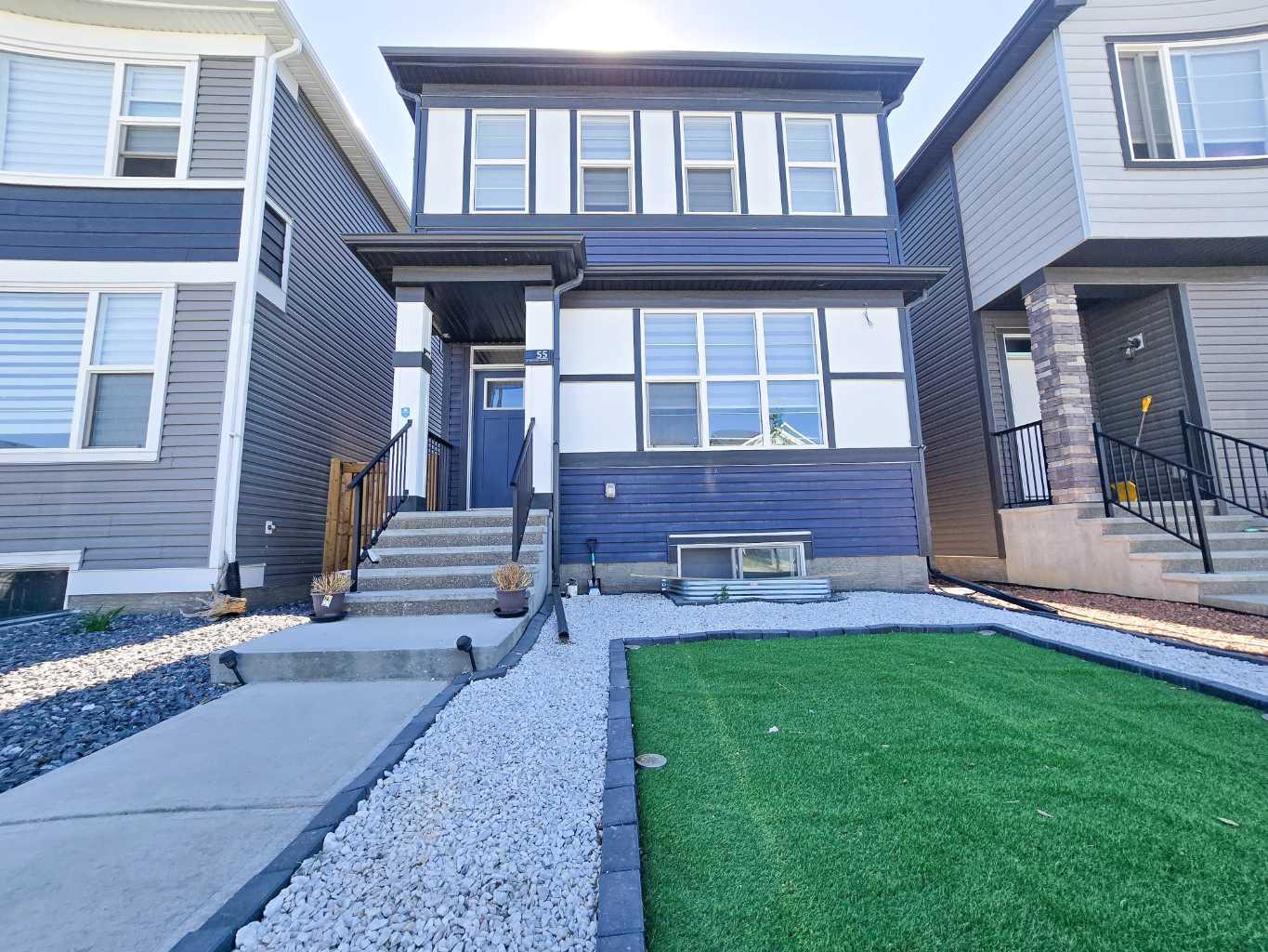 55 Setonstone Lndg SE, Calgary, AB T3M 3J7