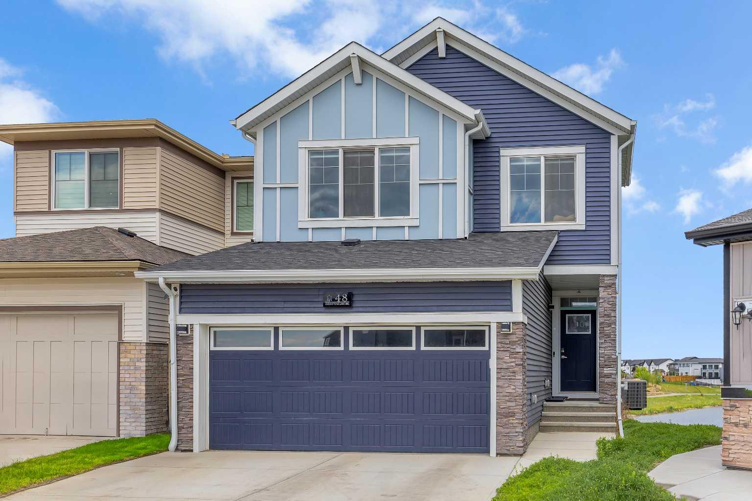 48 Creekstone Lndg SW, Calgary, AB T2X 5E5