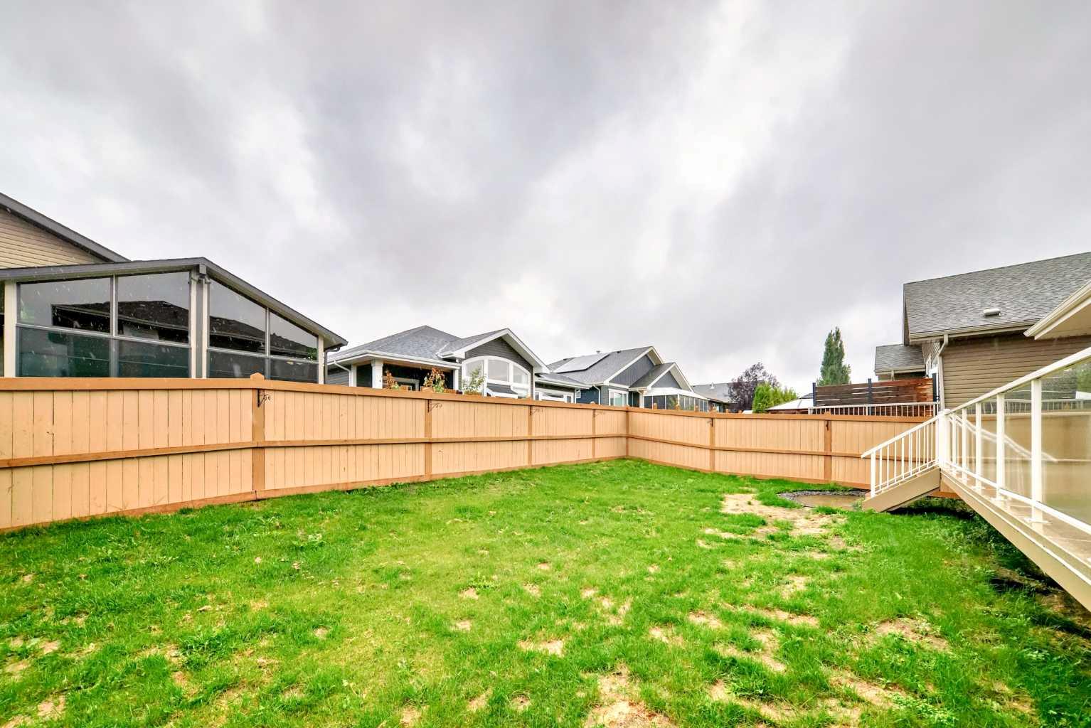 6 Wade Ave, Leduc, AB T9E 0N8