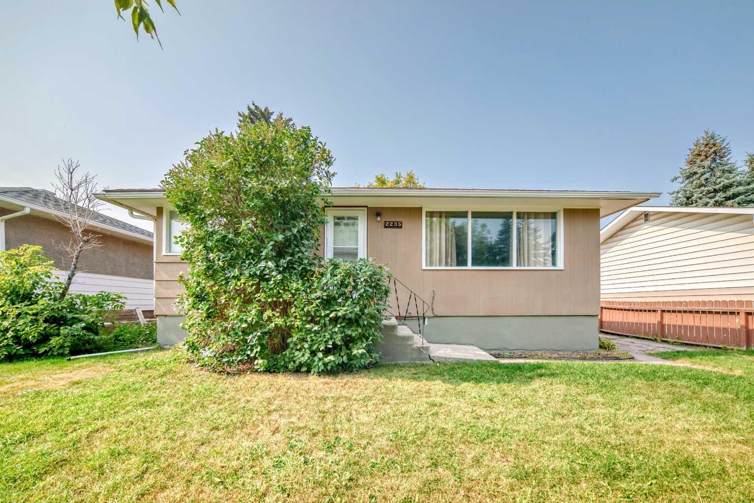 42 Street Se Unit 2235, Calgary, AB T2B 1G4
