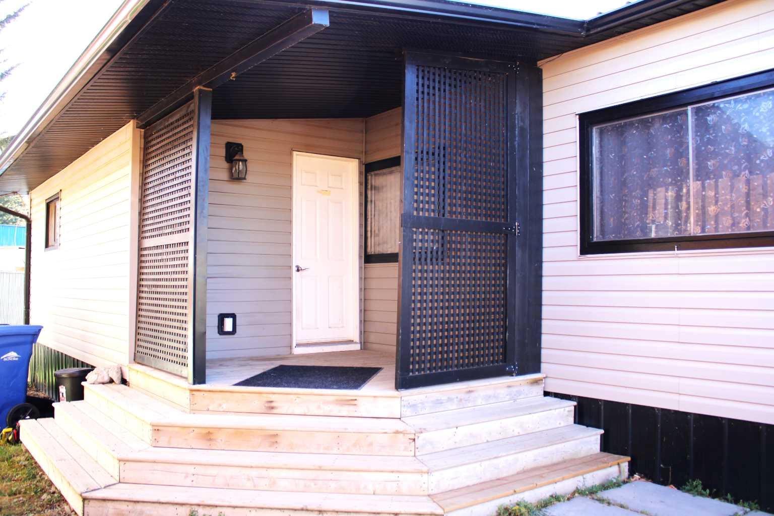 111 6 Street Se Unit 23, Sundre, AB T0M 1X0