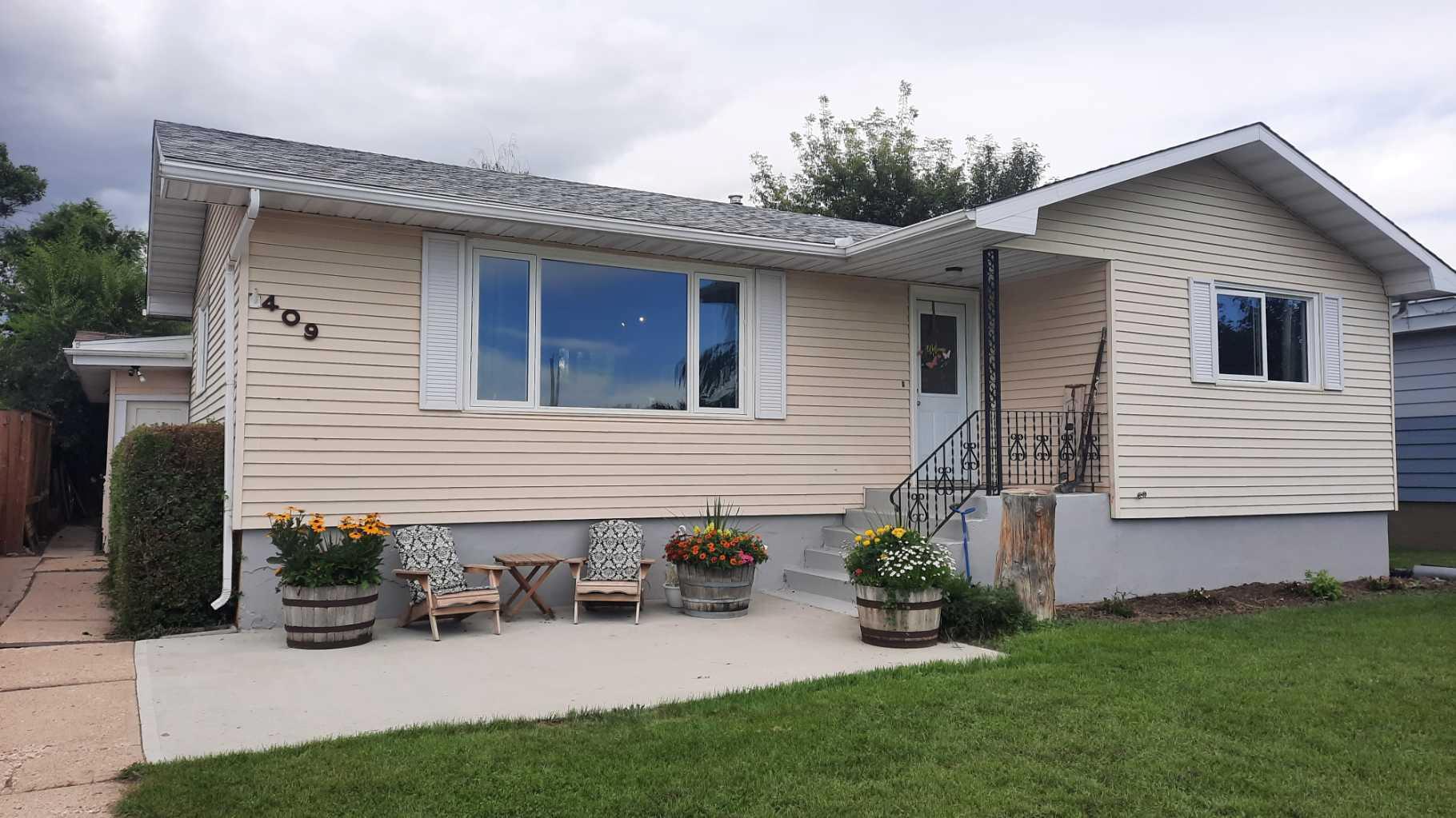 9 Street E Unit 409, Drumheller, AB T0J 0Y5