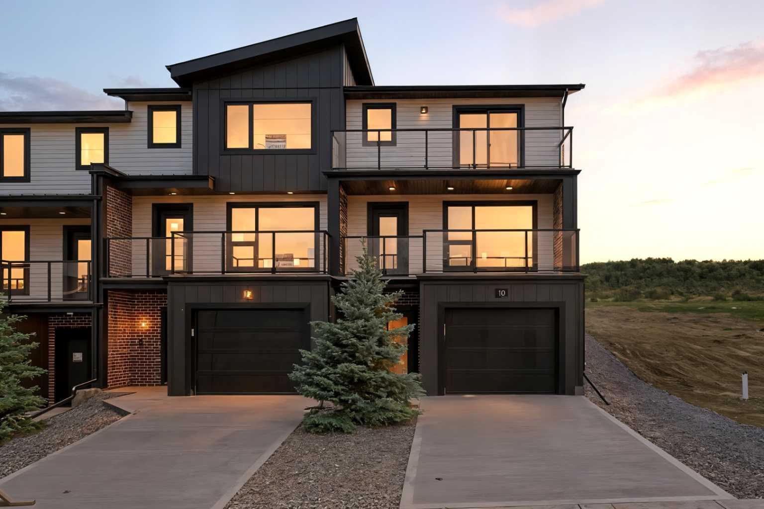 10 Violet Pt, Sylvan Lake, AB T4S 0X1