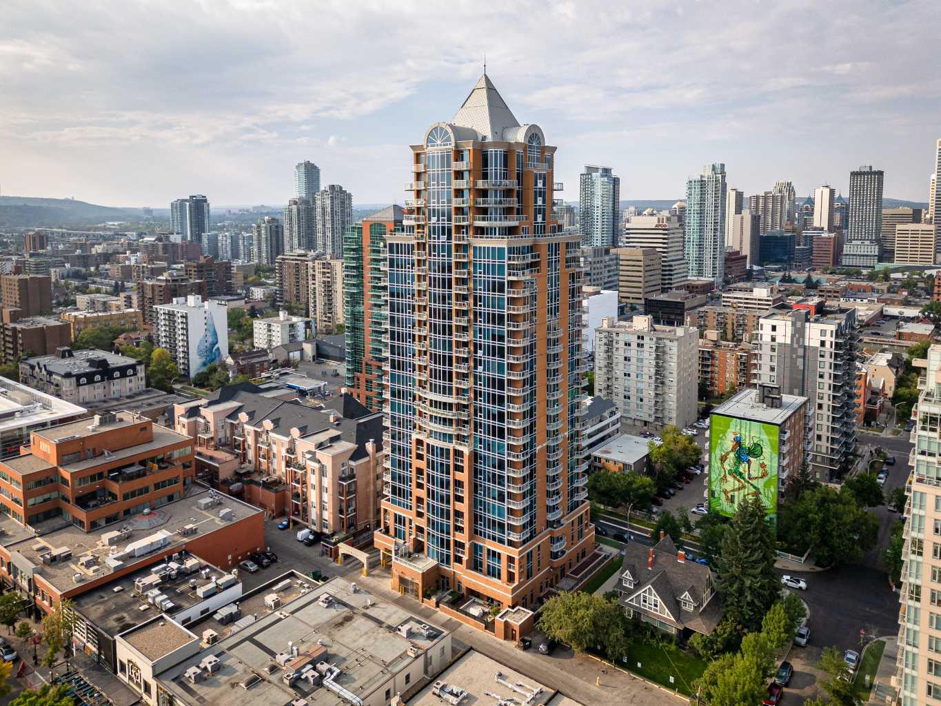 817 15 Avenue Sw Unit 1702, Calgary, AB T2R 0H8
