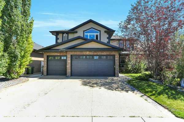 16 Oakwood Close, Red Deer, AB T4P 0C6