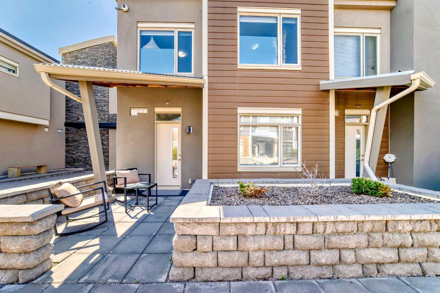 10 Westpark Link Sw Unit 214, Calgary, AB T3H 0Y5