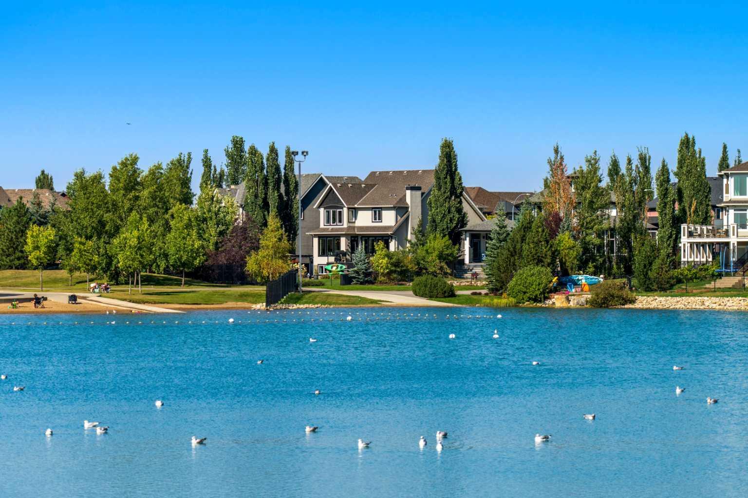228 Mahogany Bay SE, Calgary, AB T3M 0Y1