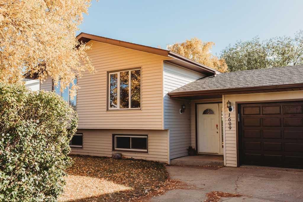7 Avenue Unit 1609, Wainwright, AB T9W 1H7