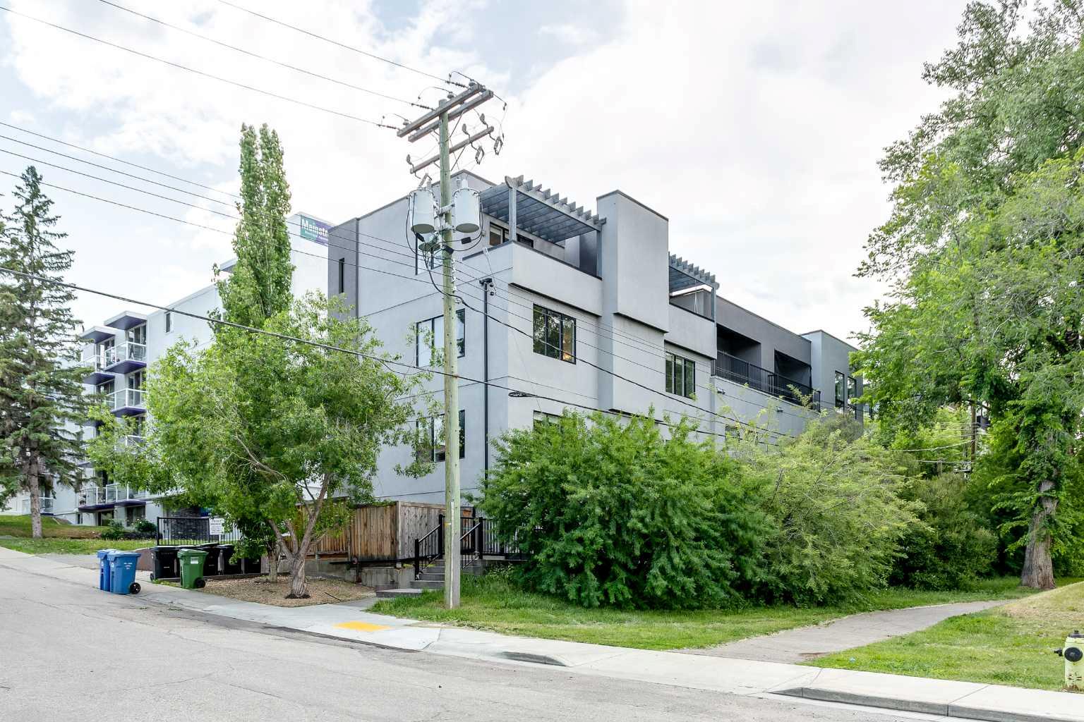 2101 17 Street Sw Unit 1, Calgary, AB T2T 4M5