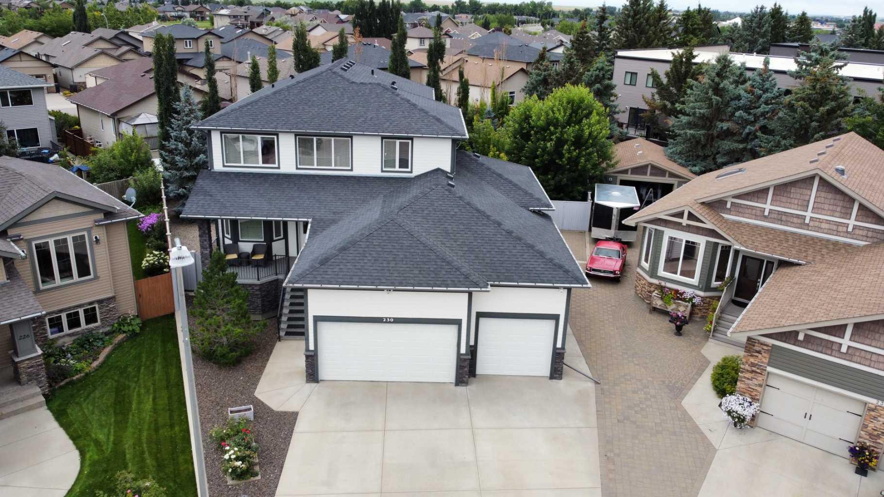 230 Couleesprings Grv S, Lethbridge, AB T1K 5P1