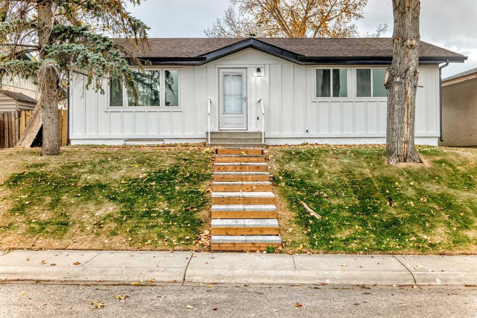 432 Ogden Dr SE, Calgary, AB T2C 1W6