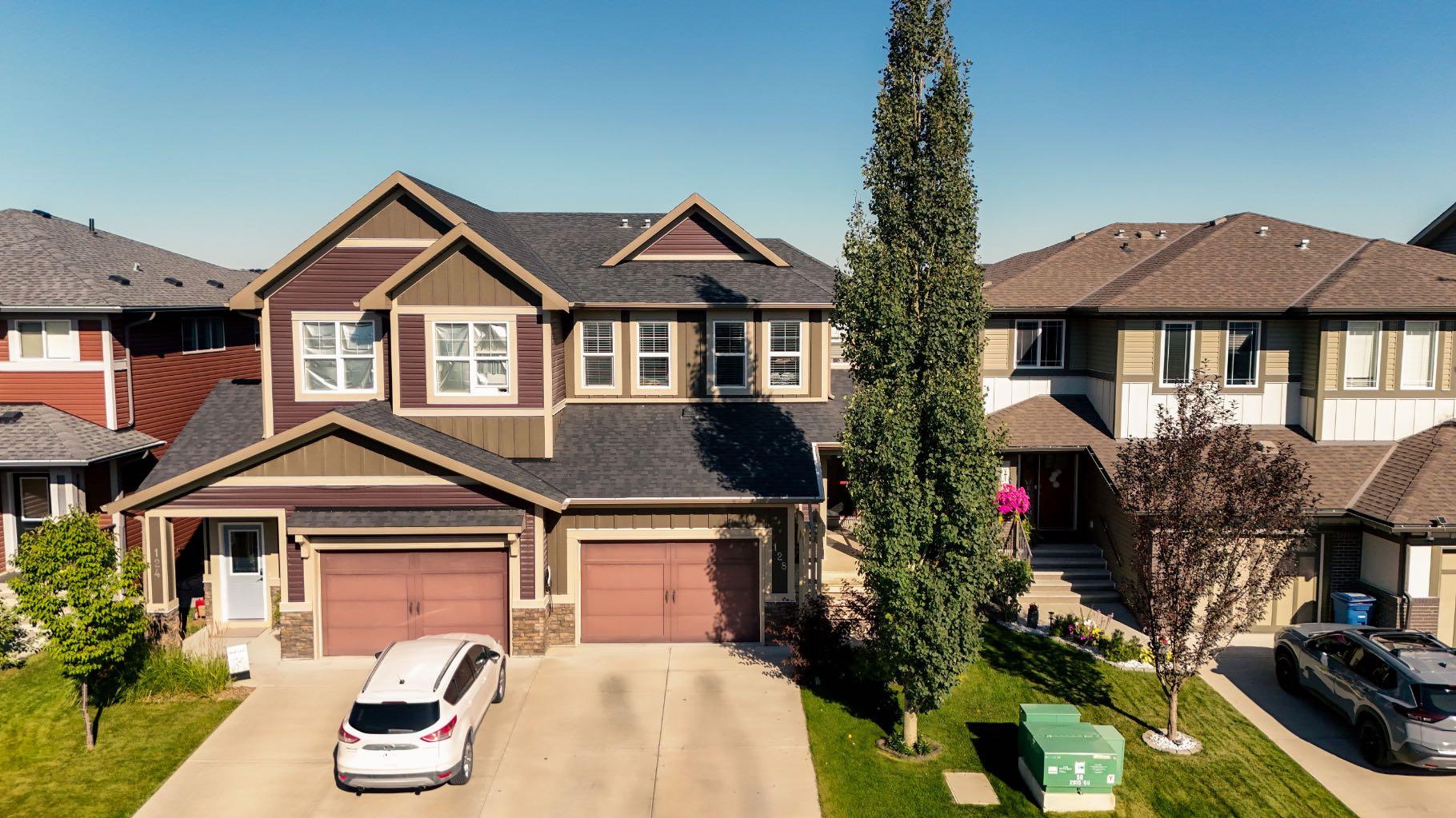 128 Midtown Ct SW, Airdrie, AB T4B 4E4