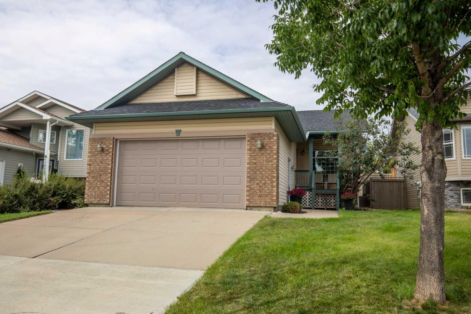 67 Avenue Unit 10954, Grande Prairie, AB T8W 2W3