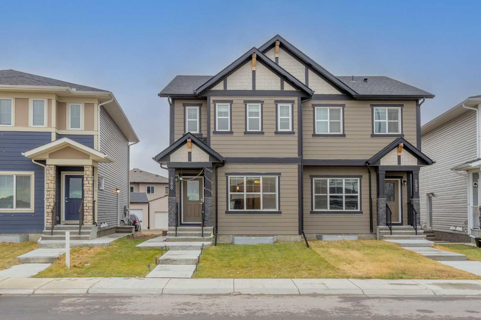 288 Cornerbrook Dr NE, Calgary, AB T3N 2J3