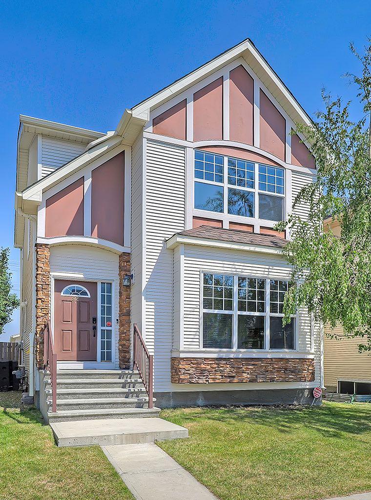 92 Cranford Cres SE, Calgary, AB T3M 0X8