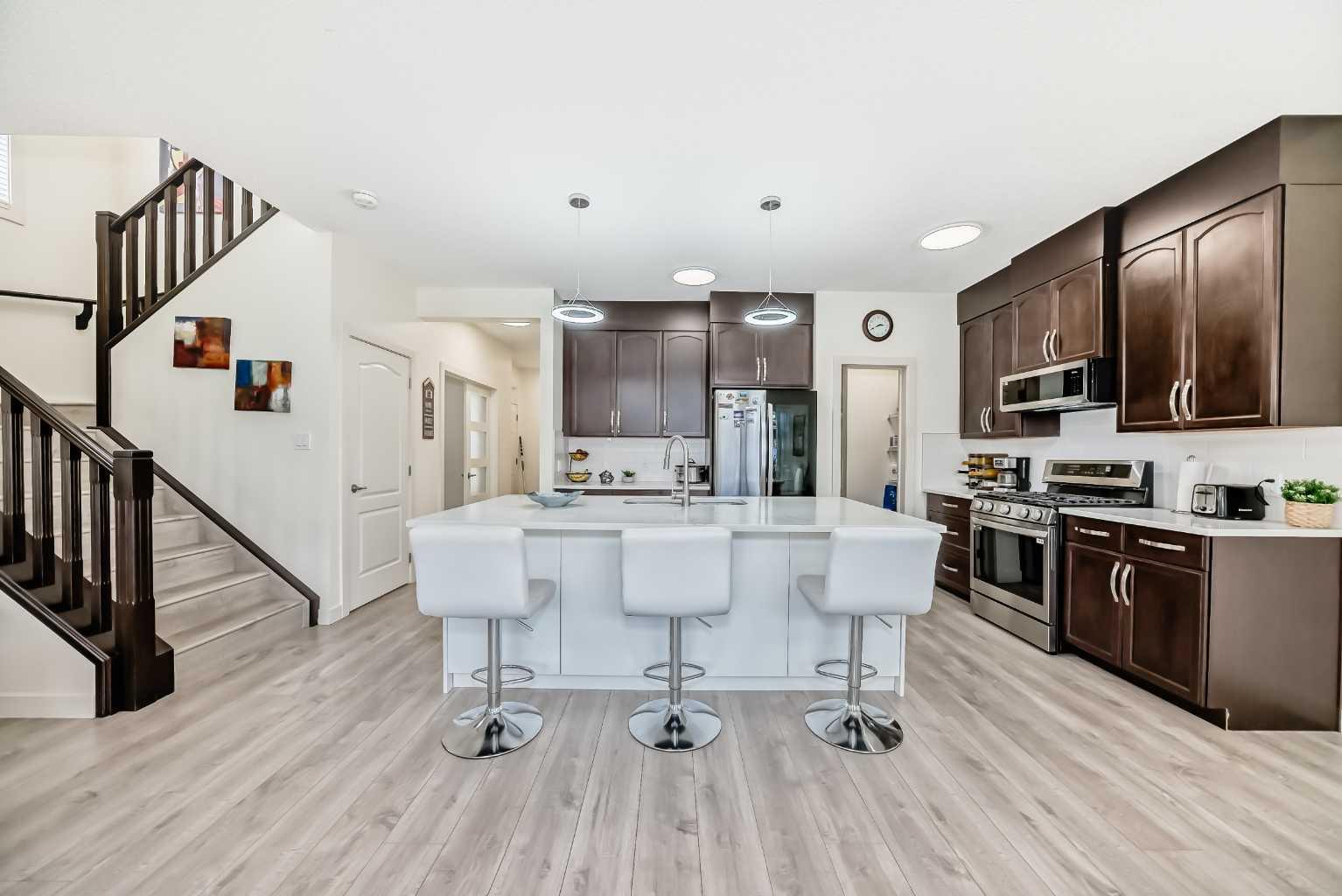 437 Auburn Bay Dr SE, Calgary, AB T3M 0M7