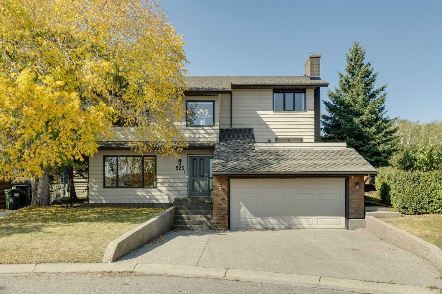 523 Ranch Estates Pl NW, Calgary, AB T3G 1M1