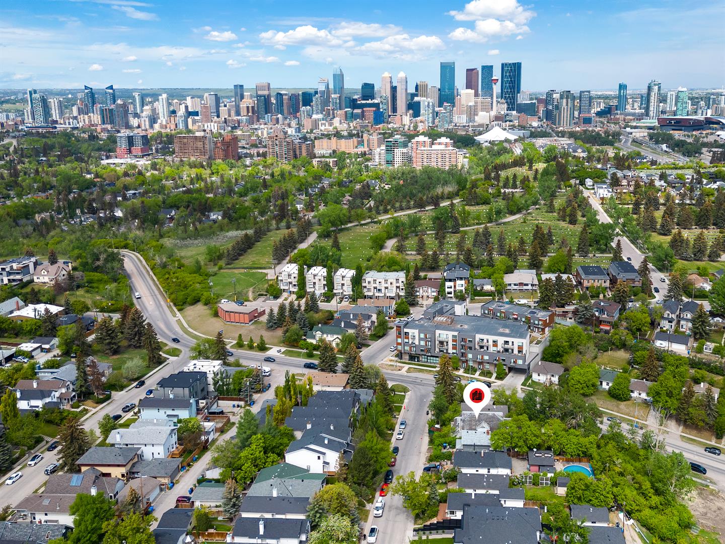 3610 Parkhill St SW, Calgary, AB T2S 2Z6
