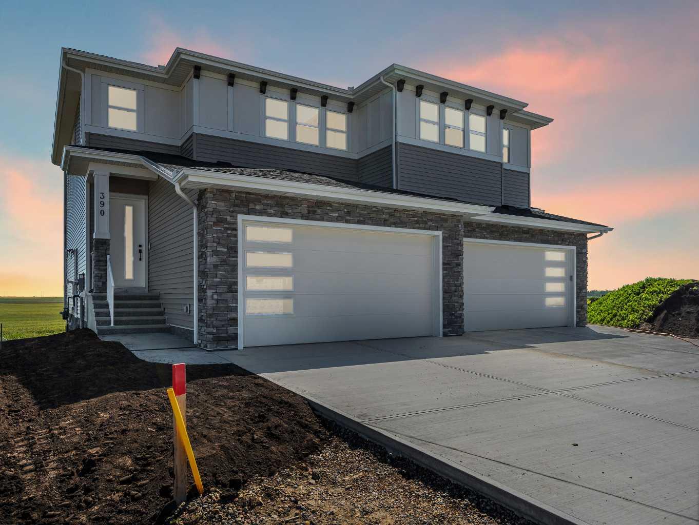 390 Kinniburgh Loop, Chestermere, AB T1X 3C4