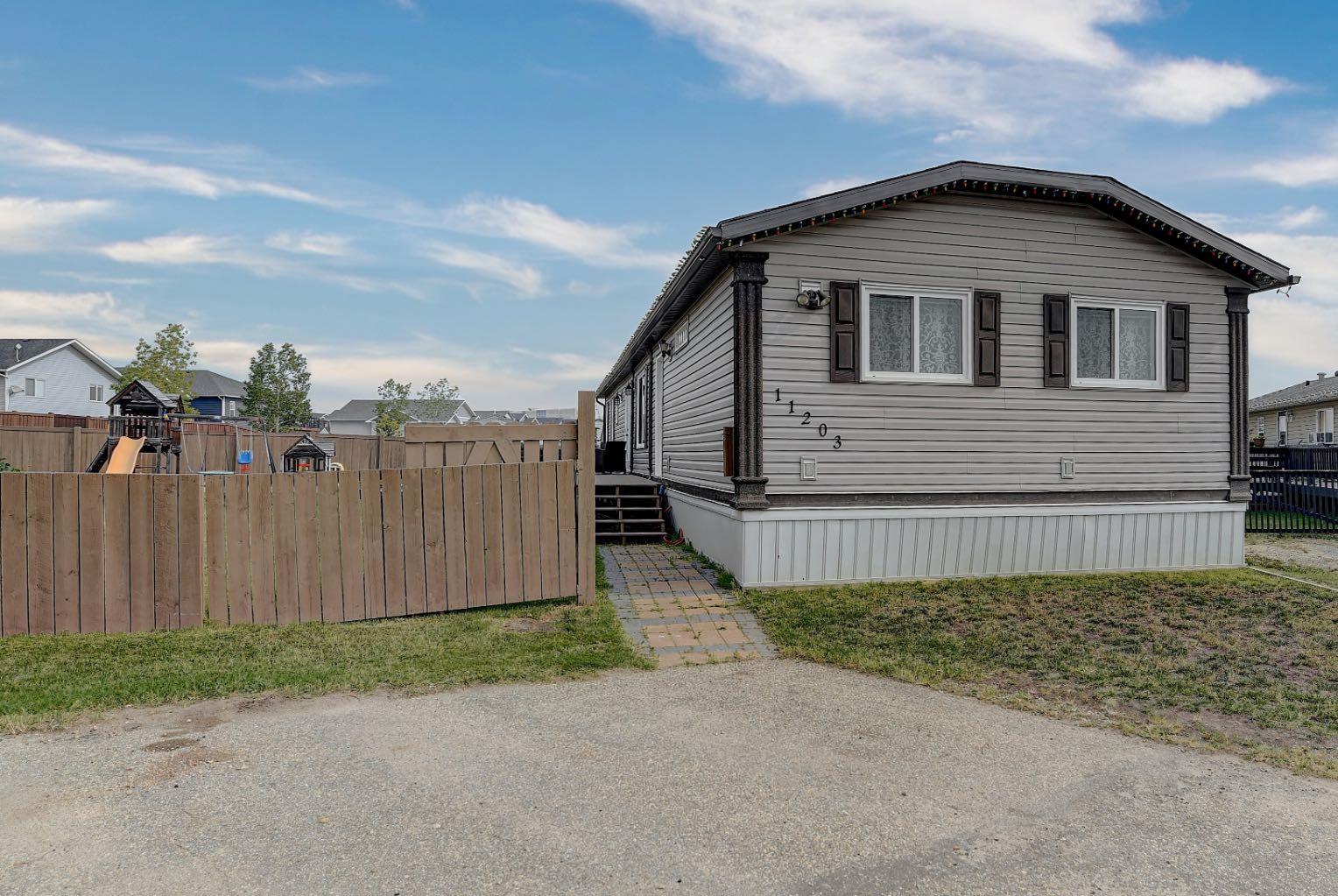 97 Street Unit 11203, Clairmont, AB T0H 0W3