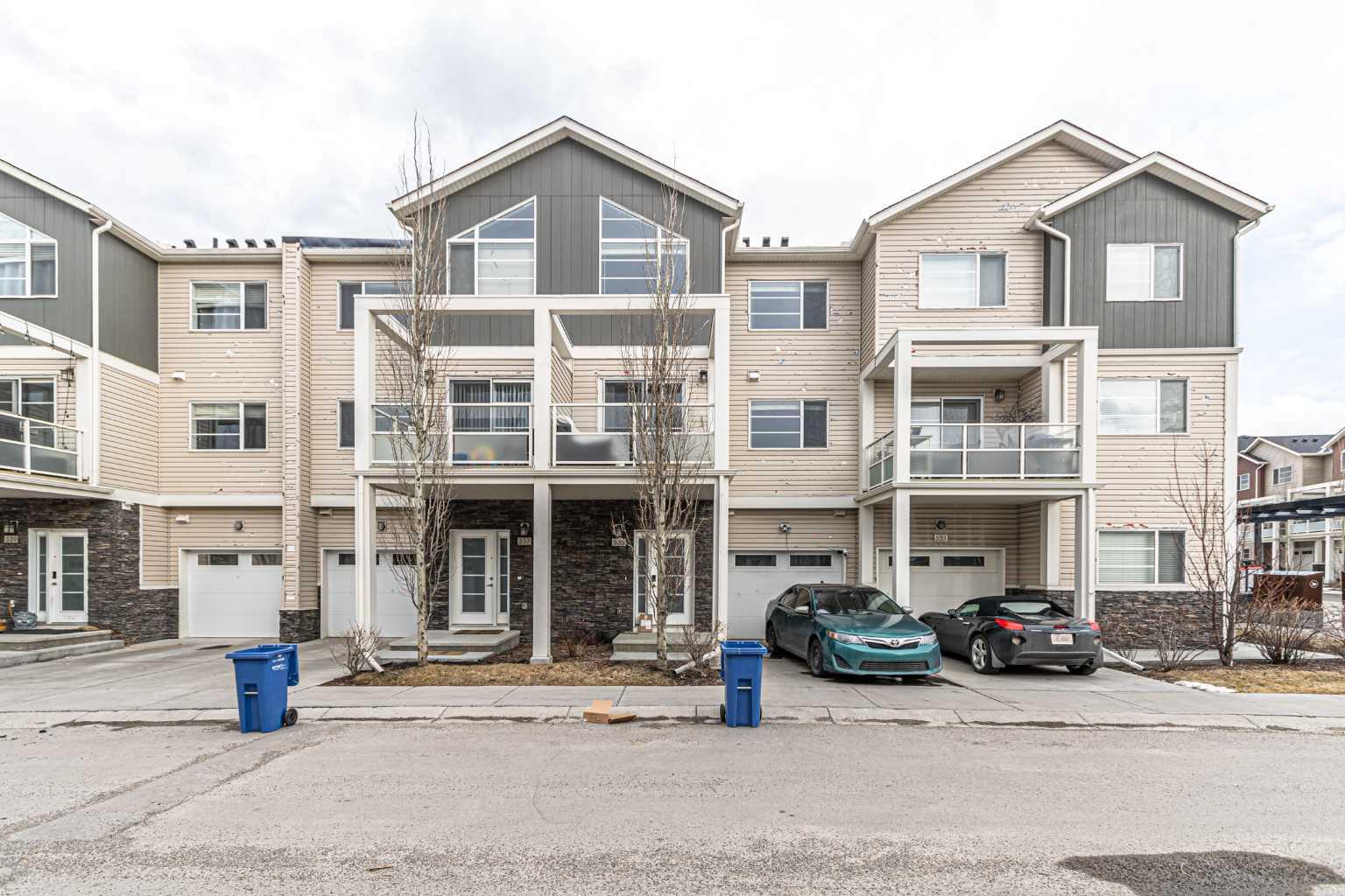 535 Redstone Vw NE, Calgary, AB T3N 1B5