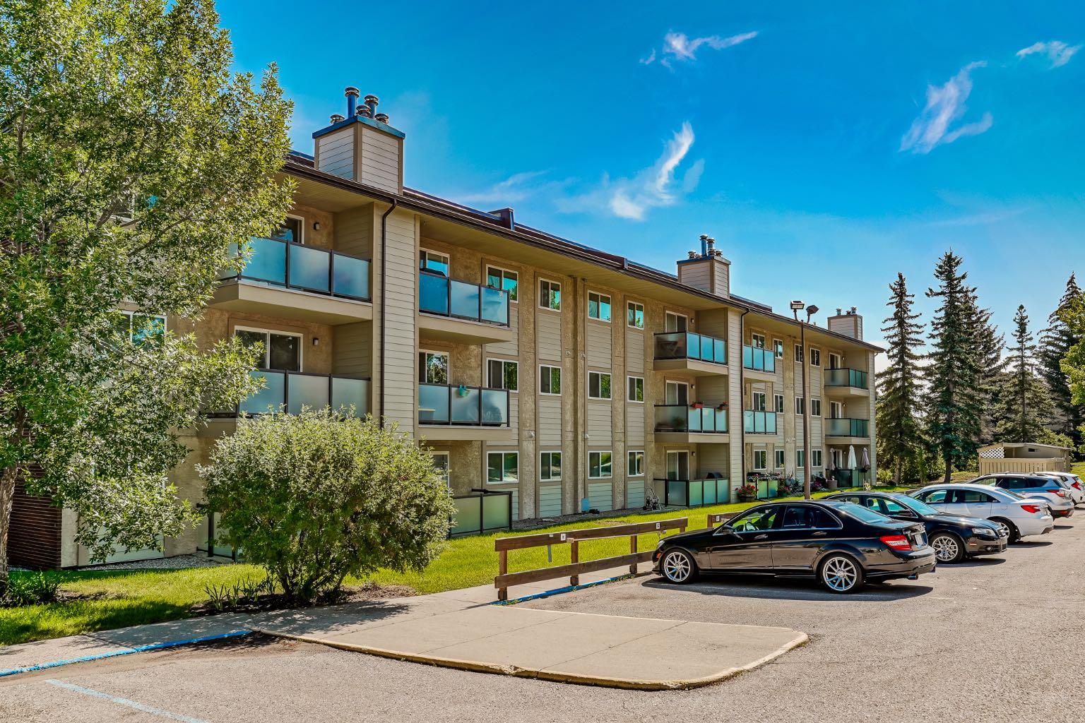 393 Patterson Hill Sw Unit 3104, Calgary, AB T3H 2P4