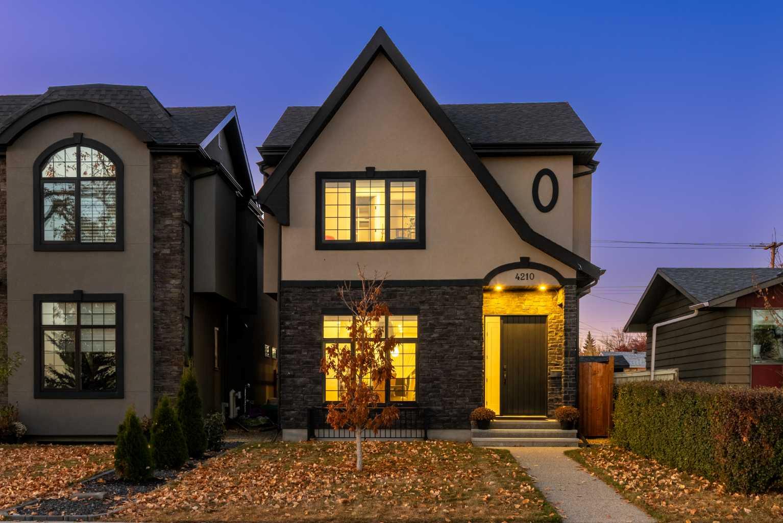 41 Avenue Sw Unit 4210, Calgary, AB T3E 1G3