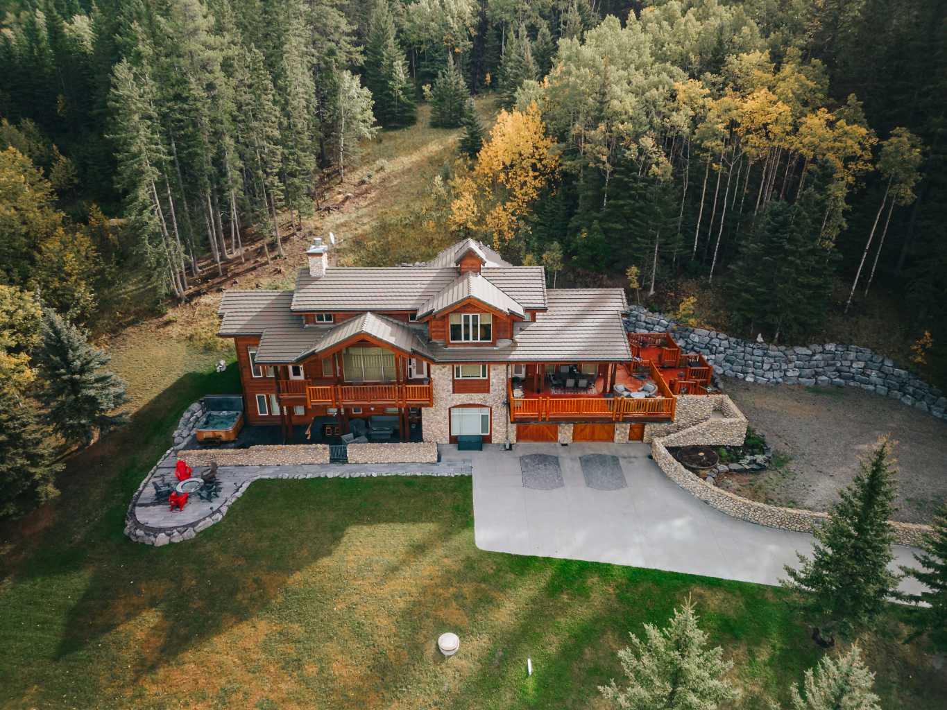35 Horseshoe Bnd, Rural Foothills County, AB T0L 1K0