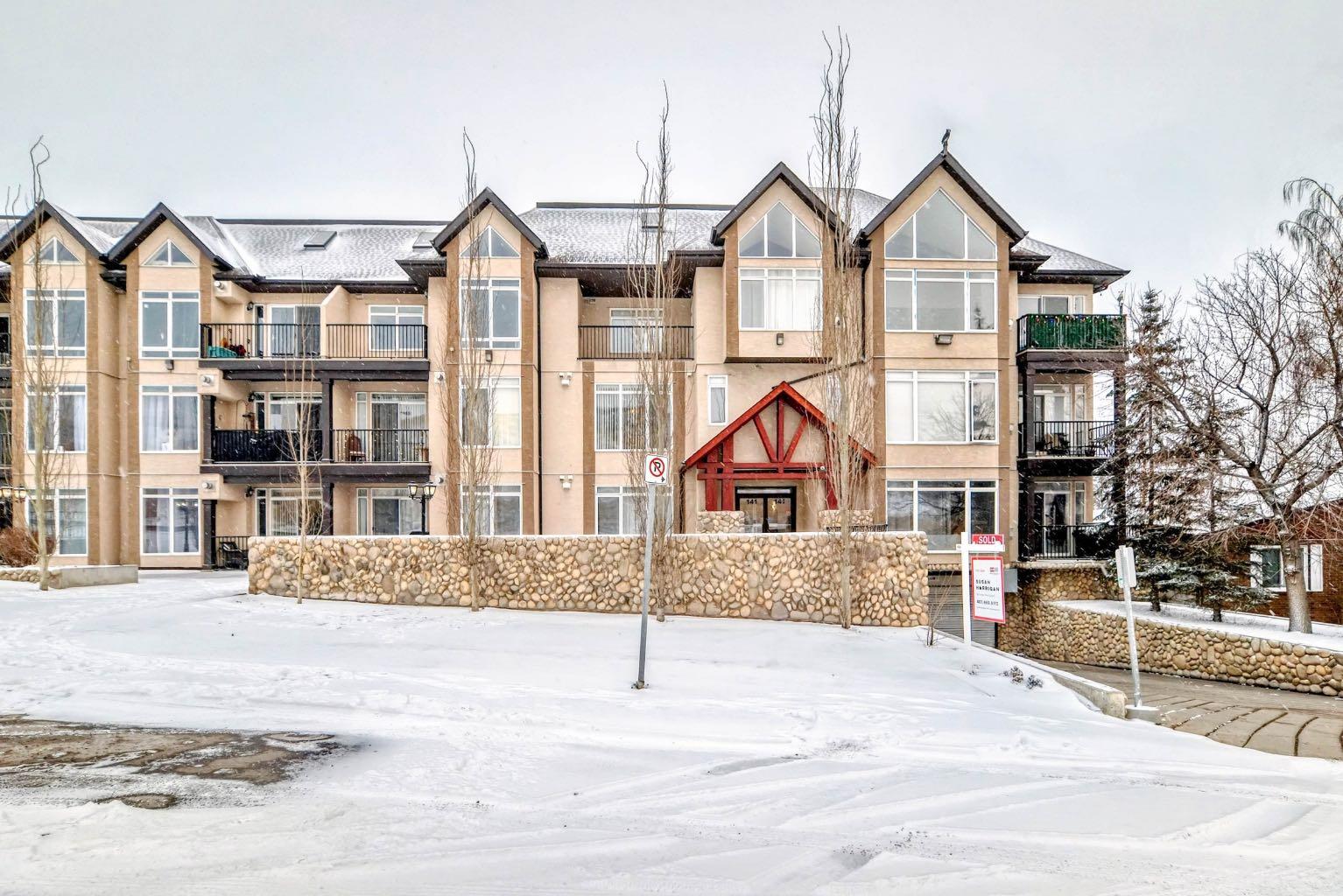 141 Mountain Street Nw Unit 204, Cochrane, AB T4C 1Z5