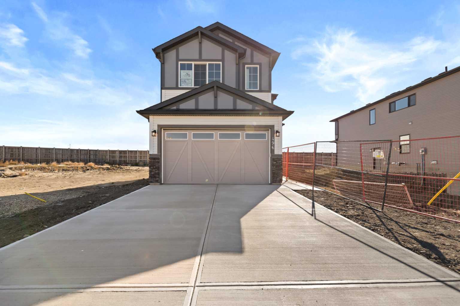 496 Lewisburg Pl NE, Calgary, AB T3P 2N6