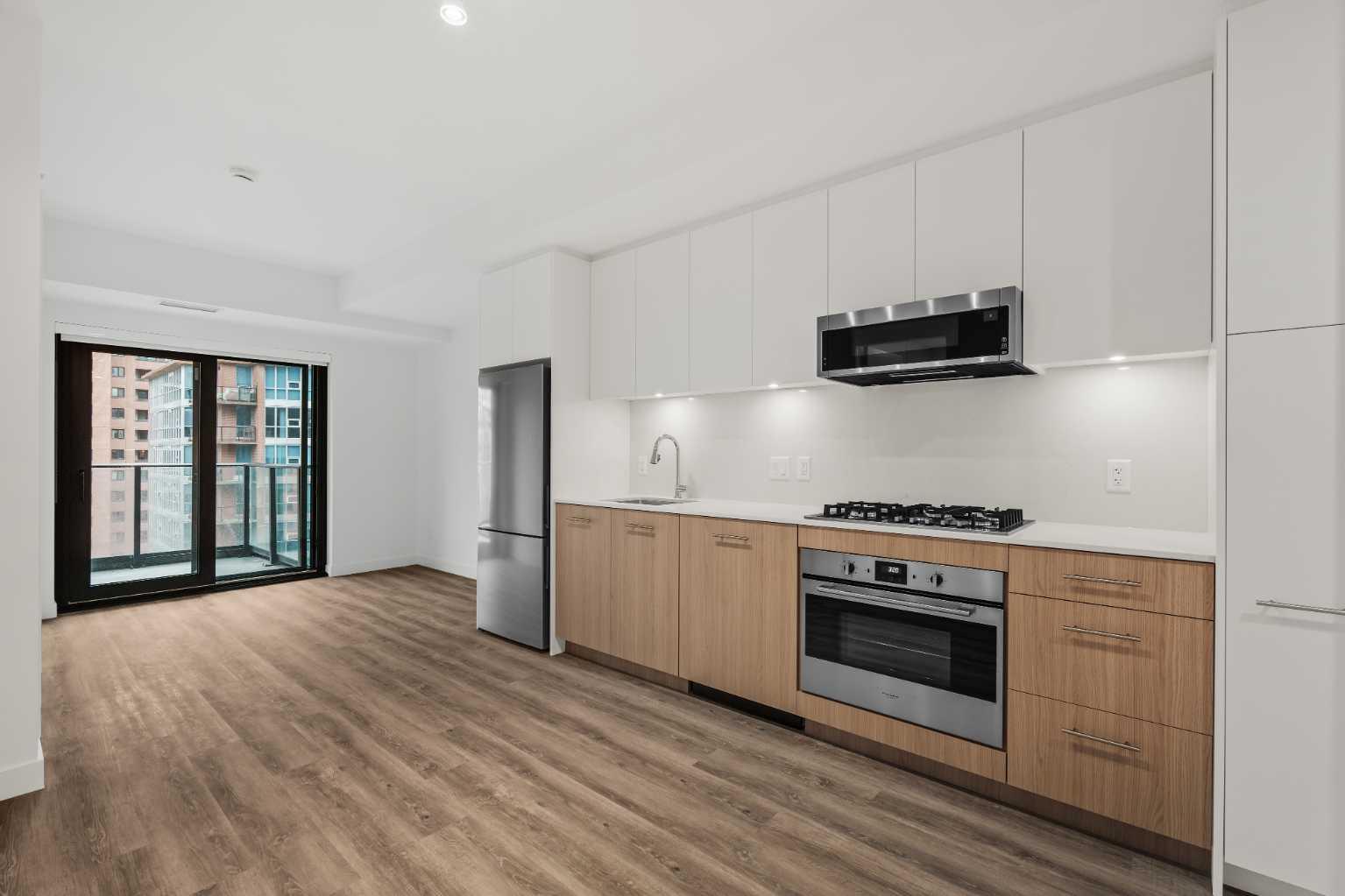 730 2 Avenue Sw Unit 907, Calgary, AB T2P 1R8