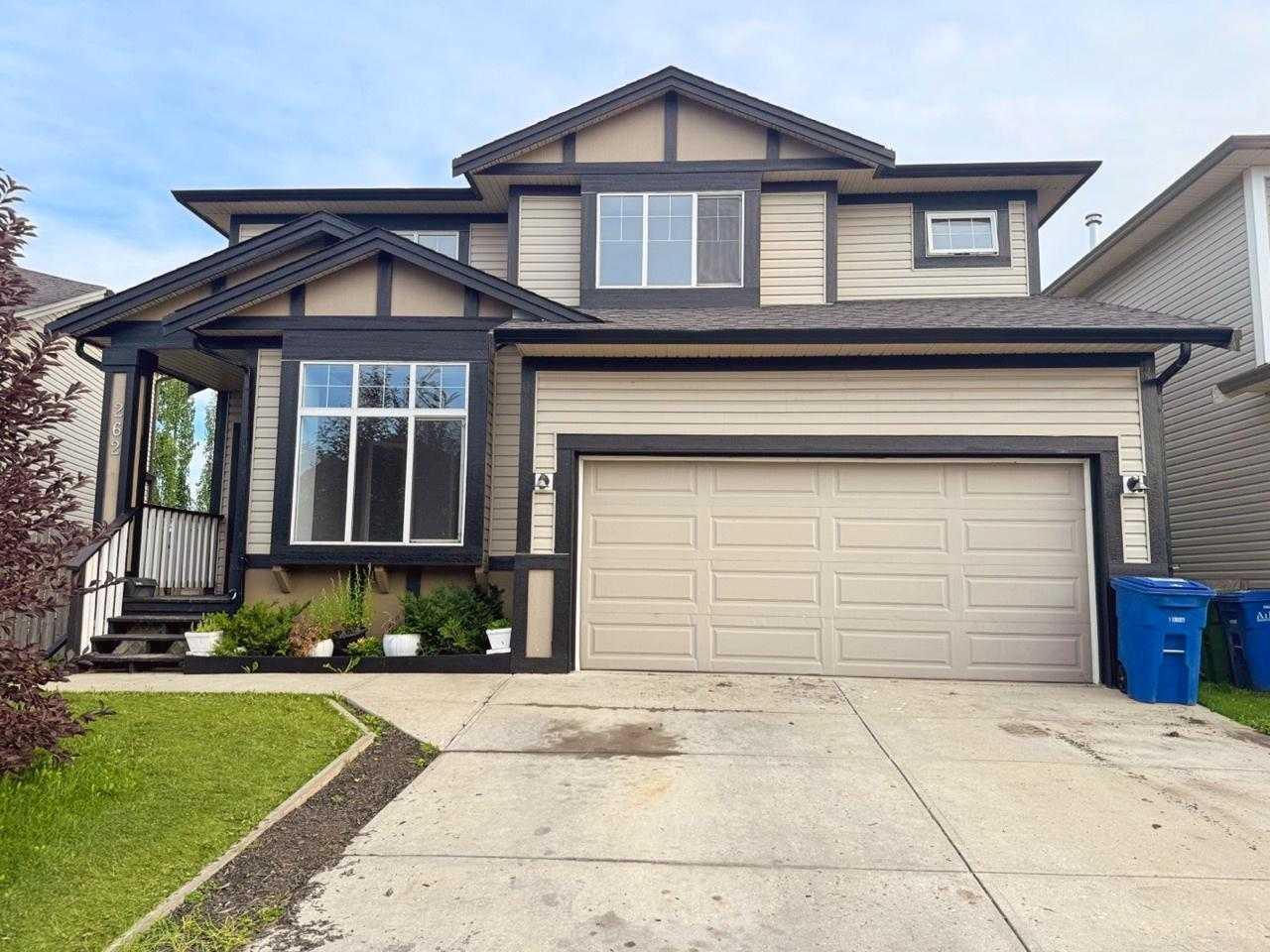 262 Luxstone Rd SW, Airdrie, AB T4B 0J8