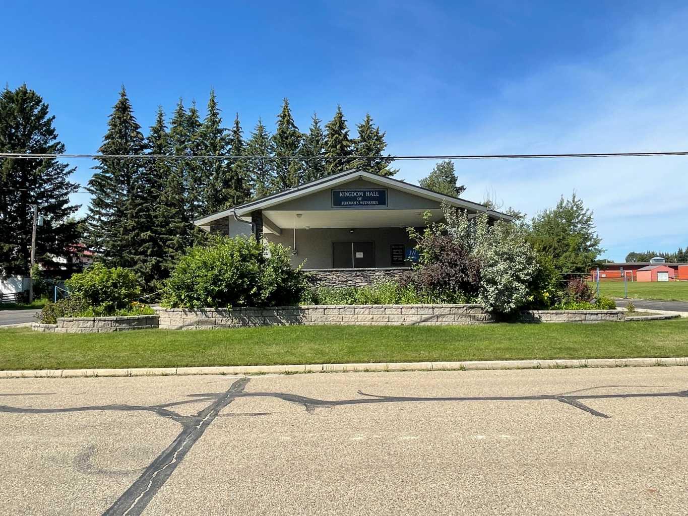 49 Street Unit 5219, Eckville, AB T0M 0C3