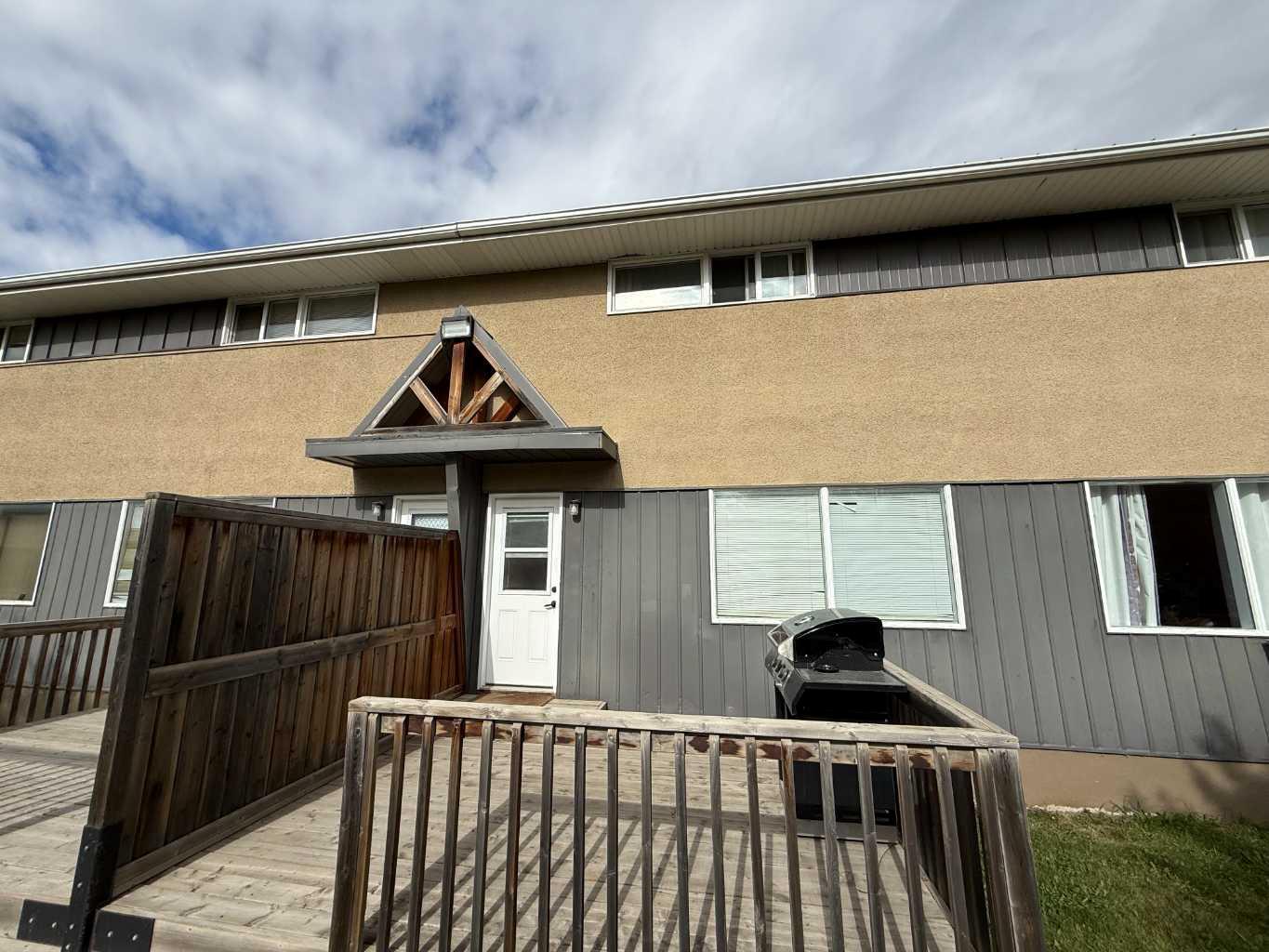 114 Hardisty Avenue Unit 43, Hinton, AB T7V 1B5