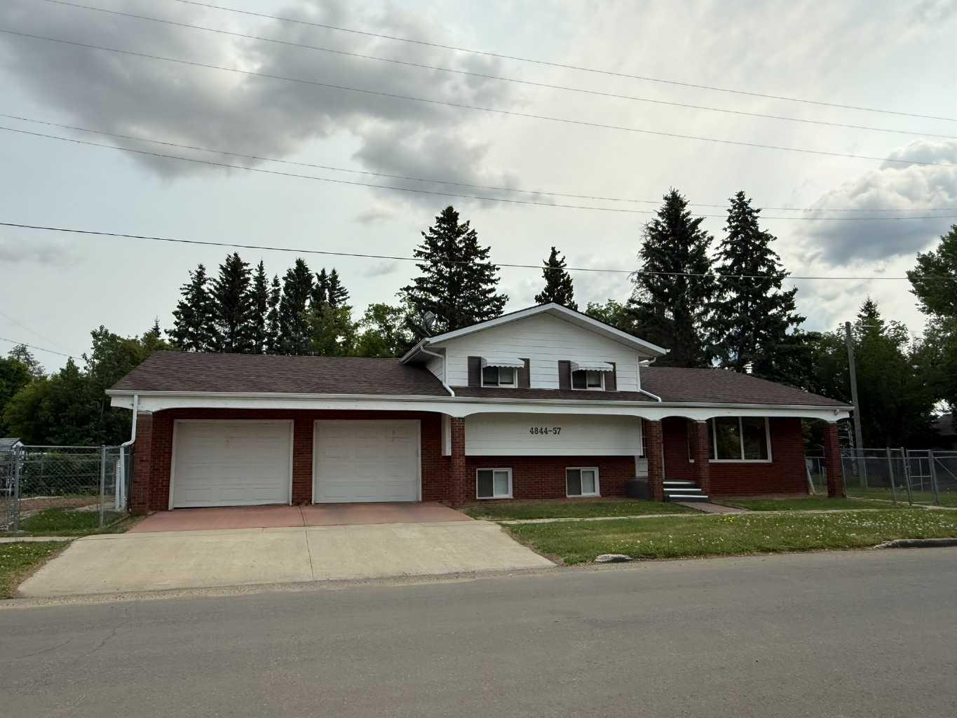 57 Avenue Unit 4844, High Prairie, AB T0G 1E0