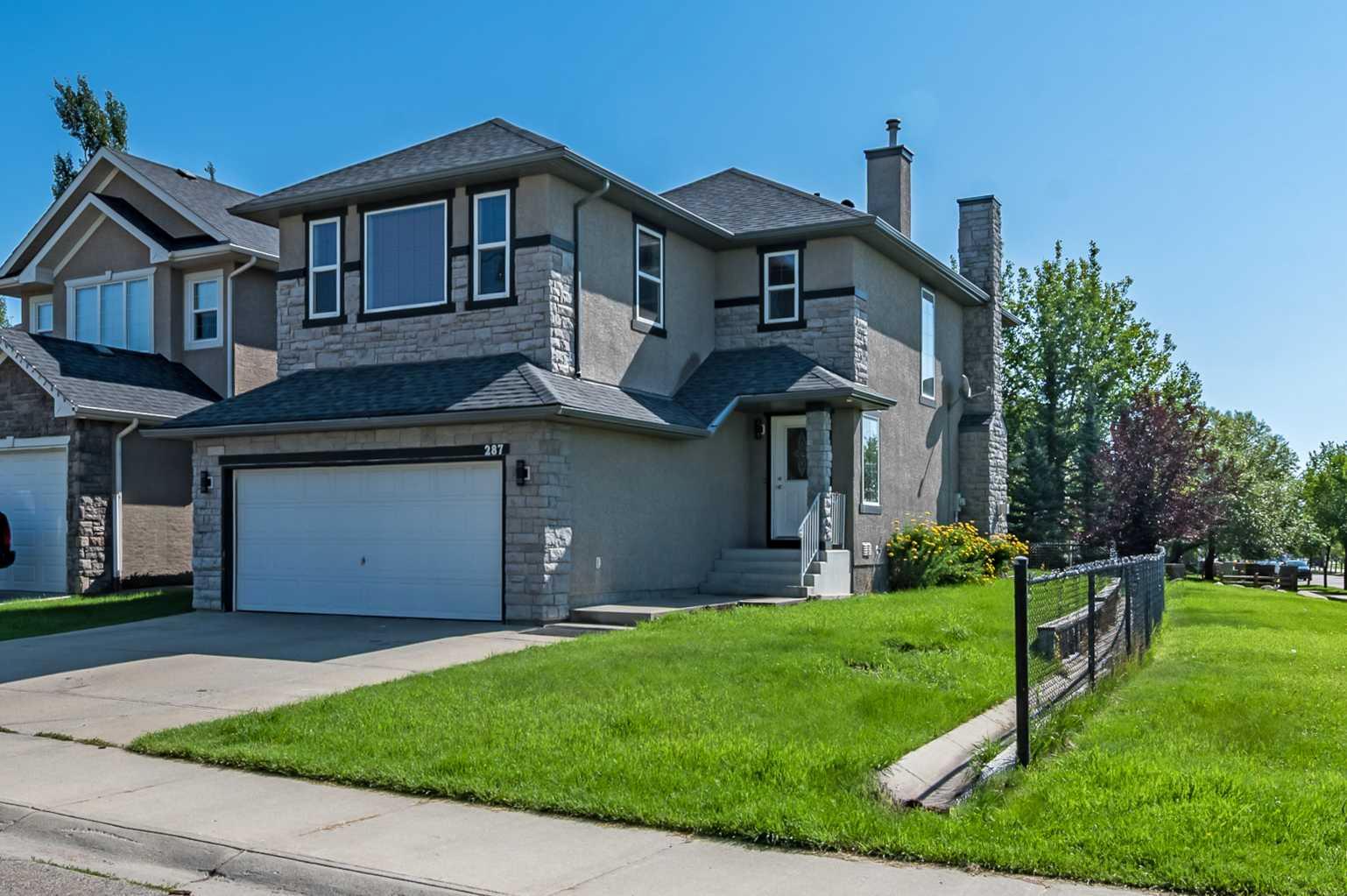 287 Crystal Shores Dr, Okotoks, AB T1S 2C7