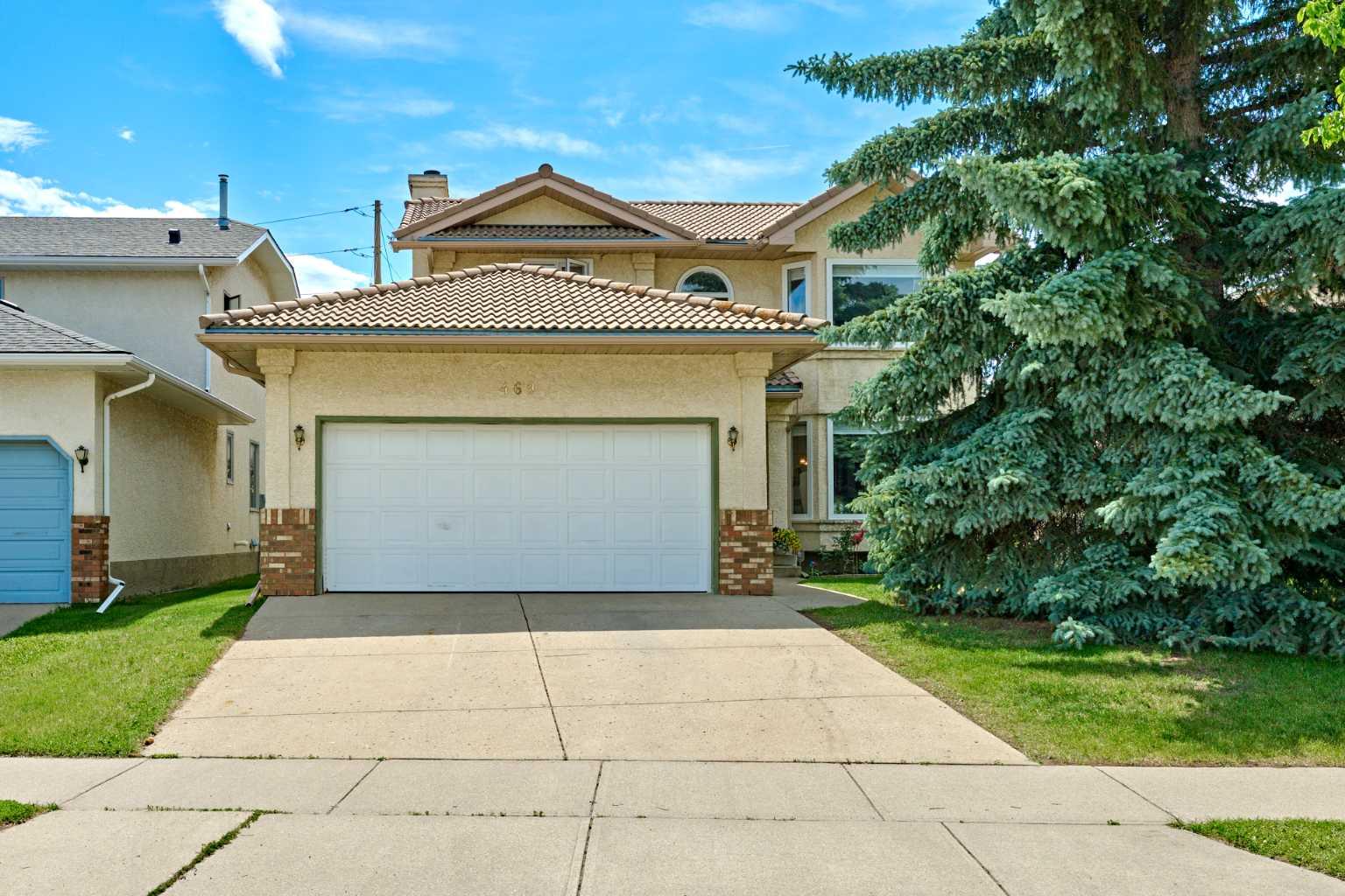 469 Hawkstone Dr NW, Calgary, AB T3G 3N9