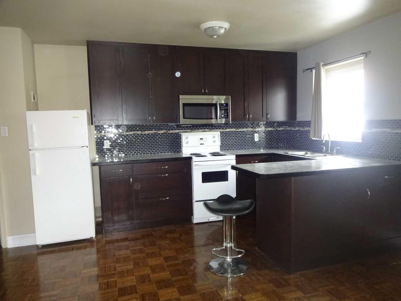 1027 12 Avenue Sw Unit 204, Calgary, AB T2R 0J5