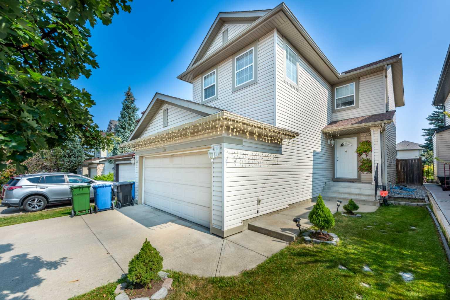 14 Cranfield Cres SE, Calgary, AB T3M 1A6