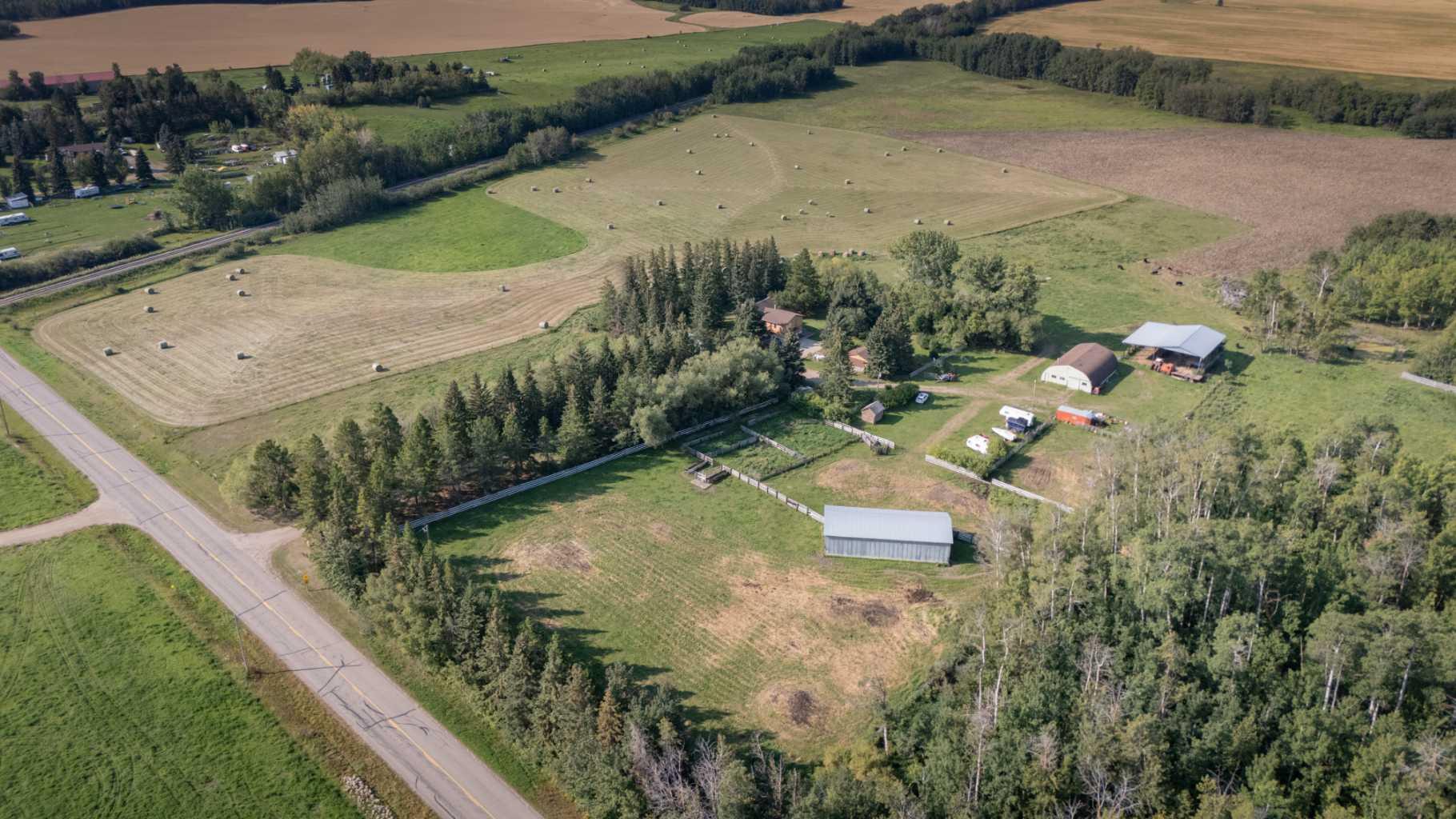 39070 Range Raod 283, Rural Red Deer County, AB T4E 0M2