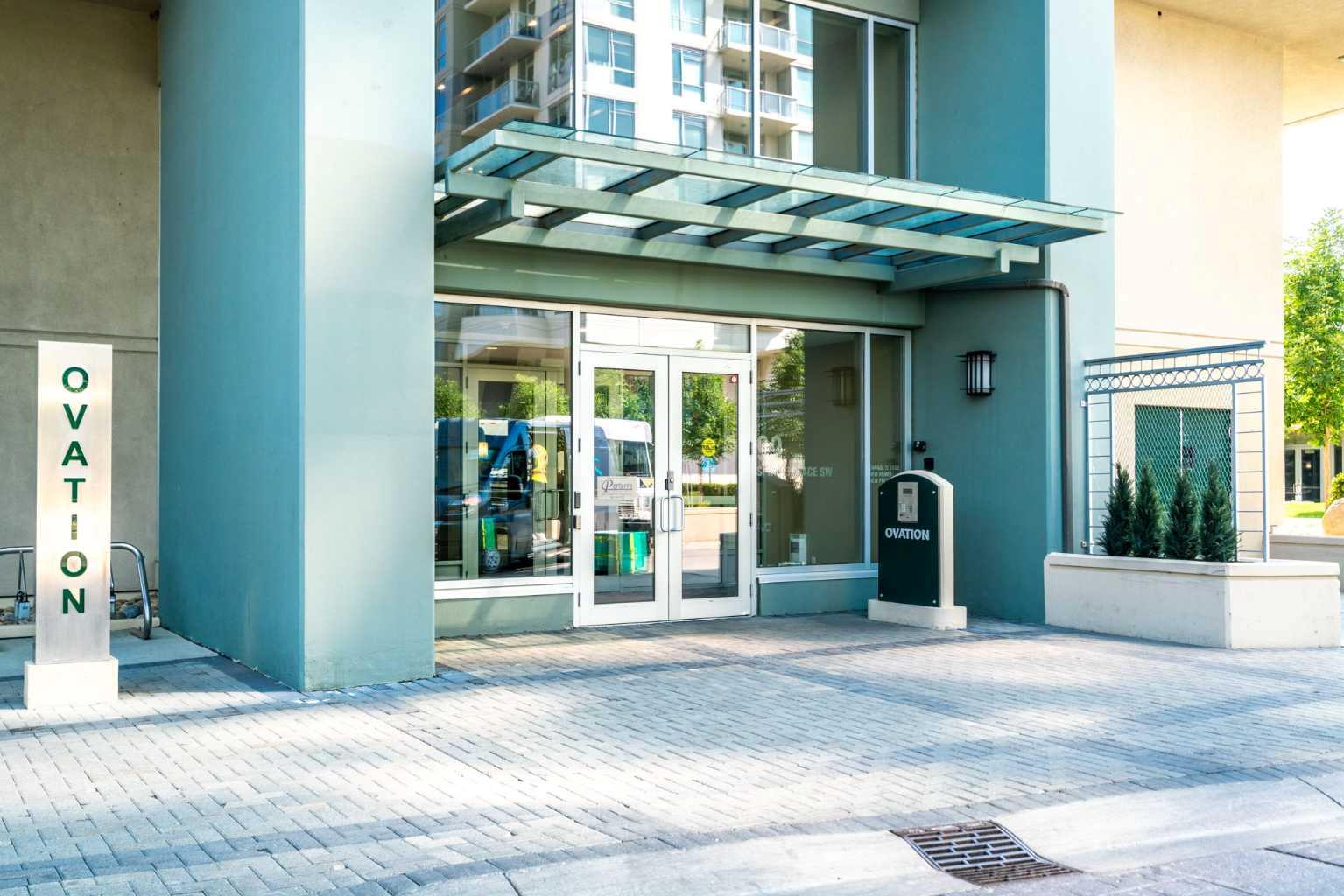 99 Spruce Place Sw Unit 2102, Calgary, AB T3C 3X7