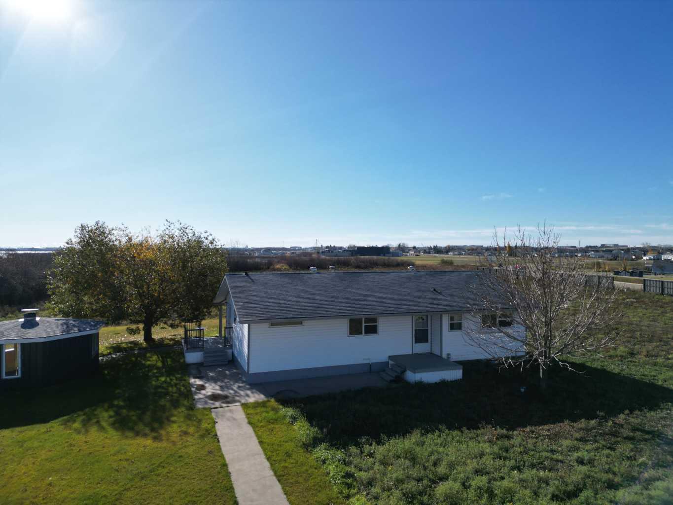 60037 Twp Rd 725, Clairmont, AB T8X 4R4