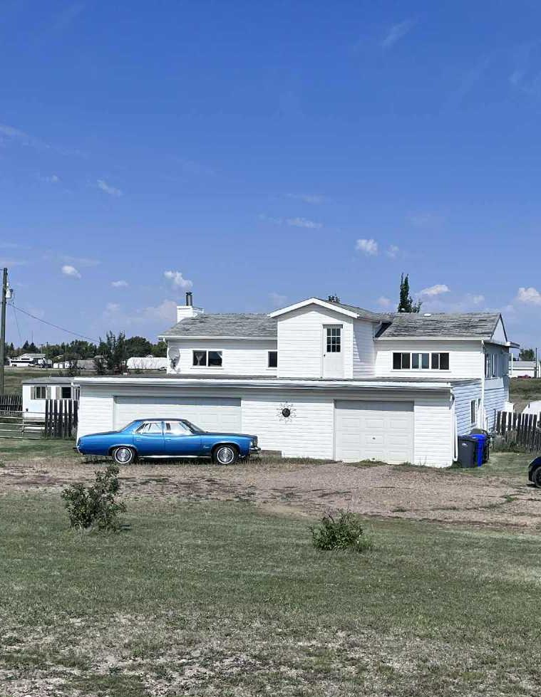 4501 E Service Rd, Coronation, AB T0C 1C0