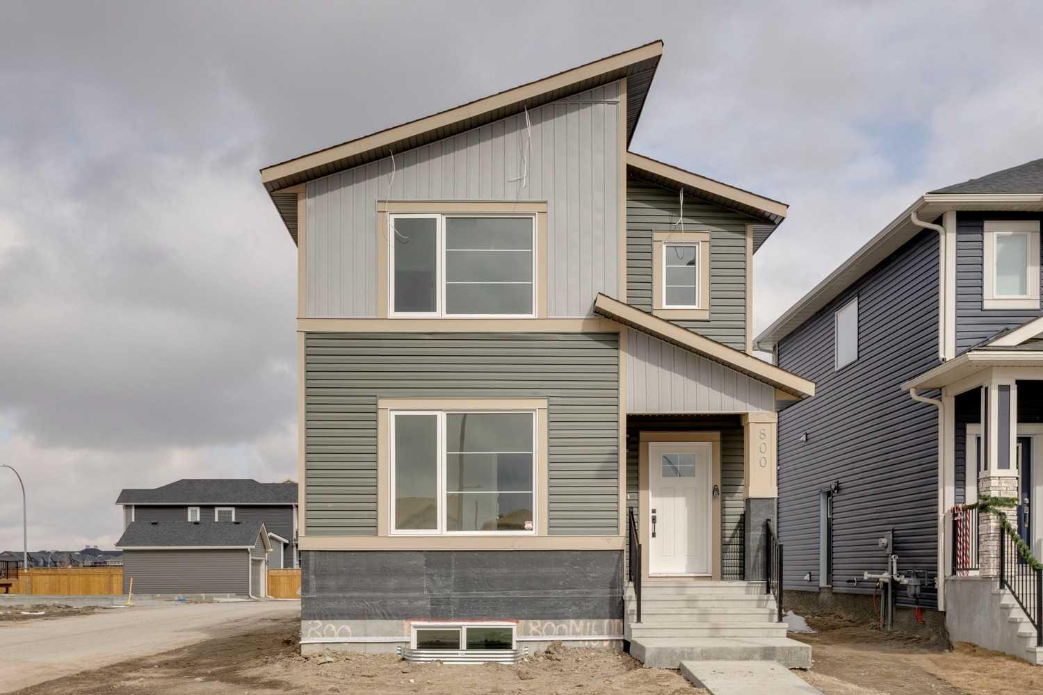 800 Midtown Dr SW, Airdrie, AB T4B 5K9