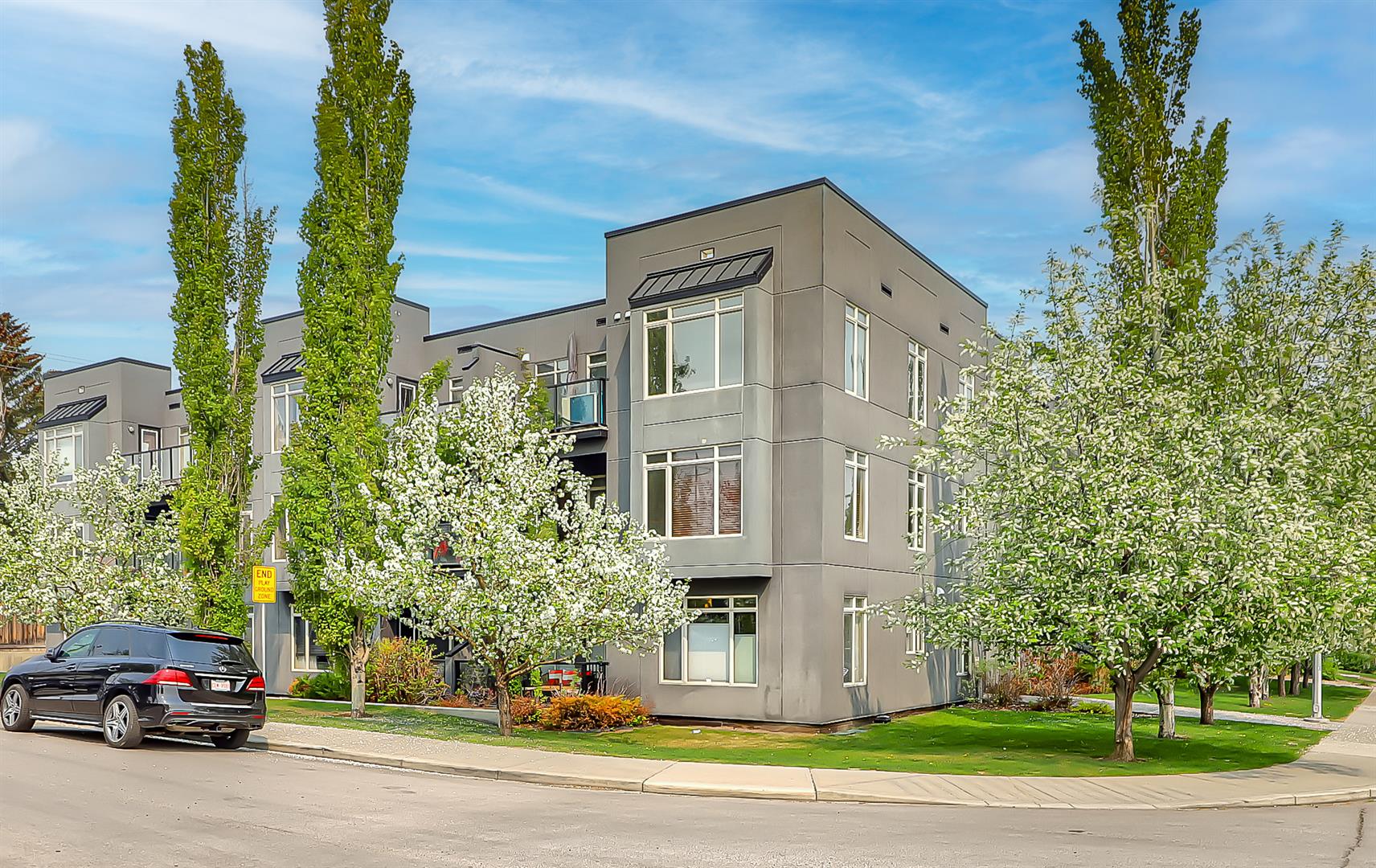 , Calgary, AB T3E 2L5 | MLS # | Houseful