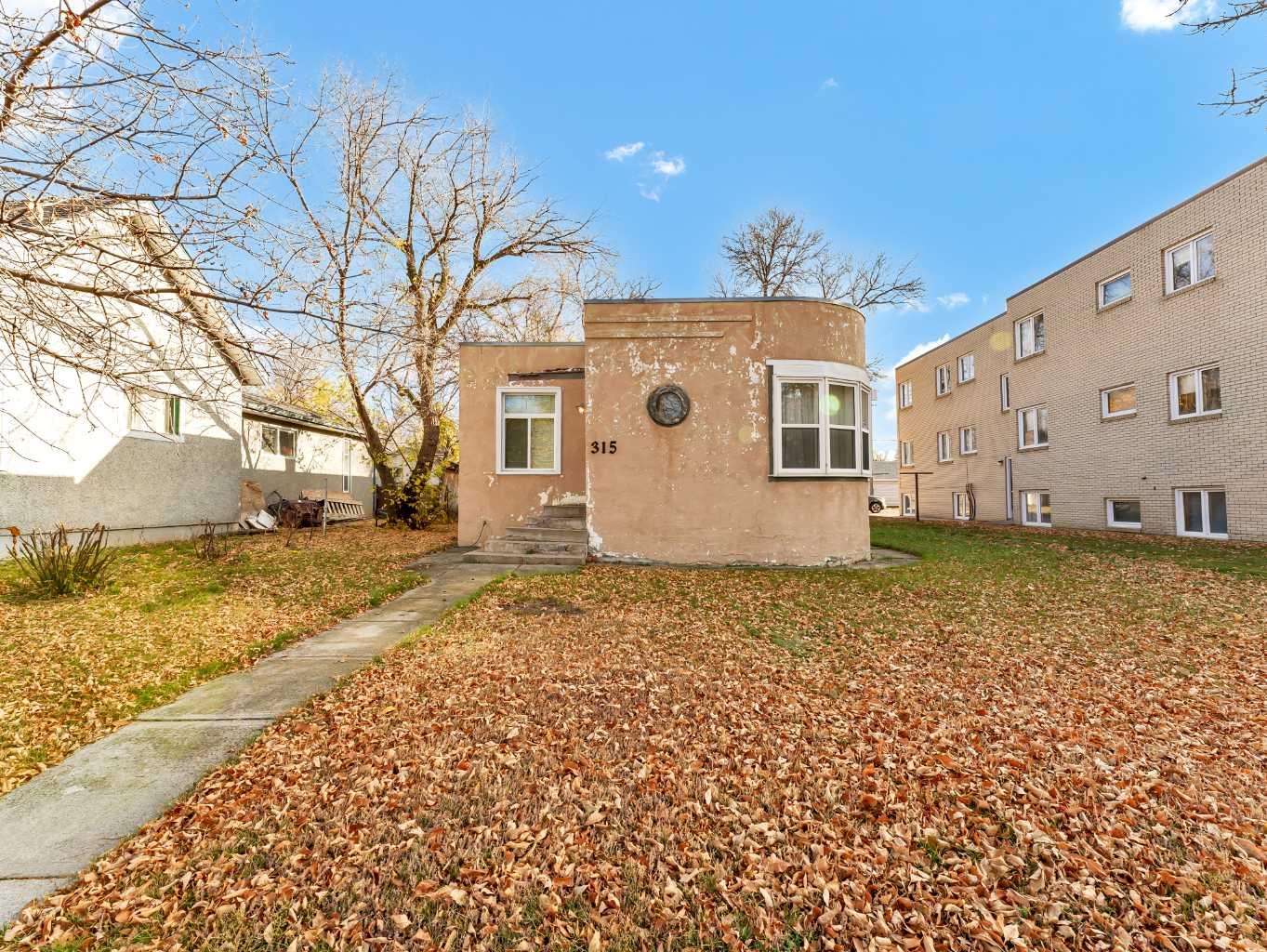 315 Aberdeen St SE, Medicine Hat, AB T1A 0R3 MLS A2175119 Houseful