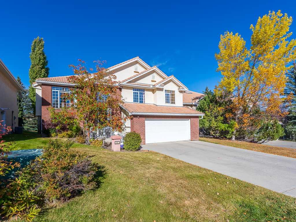 51 Hamptons Dr NW, Calgary, AB T3A 5H7