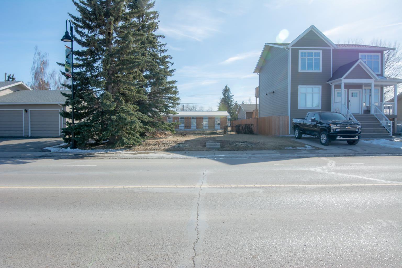 20 Avenue Unit 1405, Didsbury, AB T0M 0W0